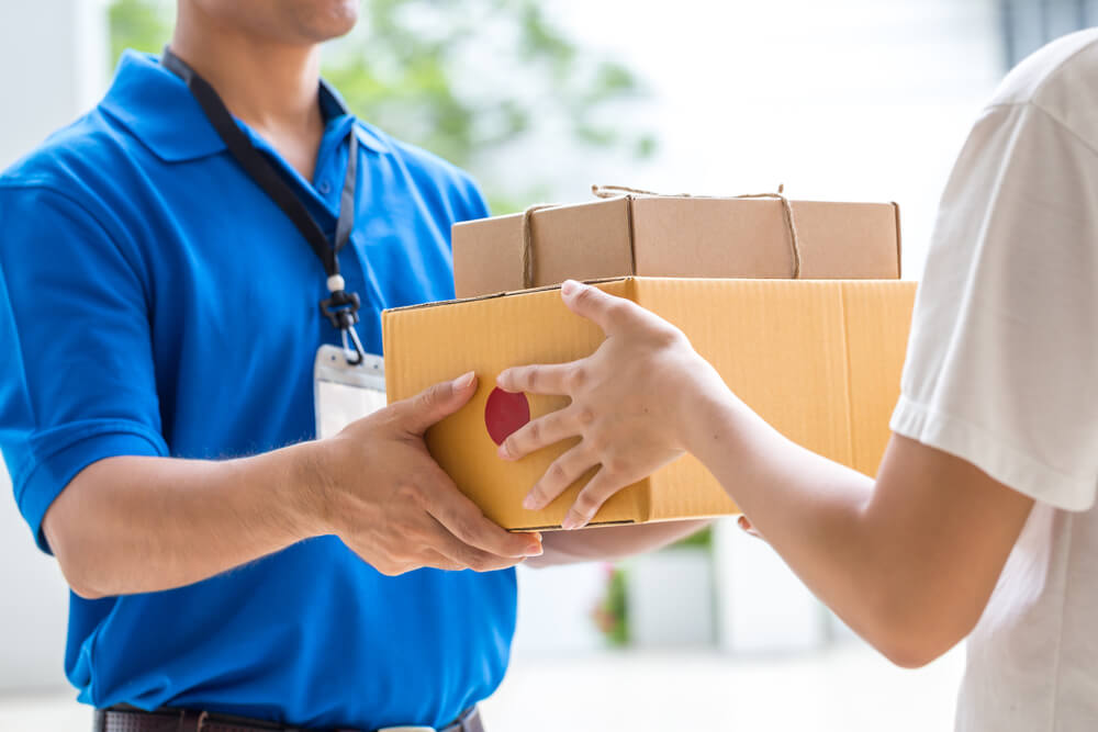 5 Reasons to Choose a Courier Service