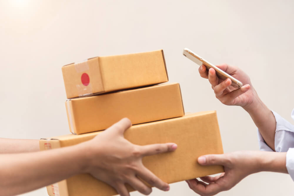 Why You Should Hire a Courier for Same Day Freight?